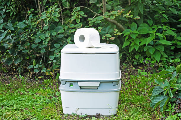 Best Portable restroom trailer rental  in Kellyville, OK